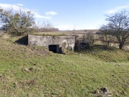 Ligne Maginot - BIDING EST 3 - (Blockhaus pour canon) - La façade arrière du blockhaus.