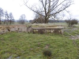 Ligne Maginot - 49 - LES BAUCHES NORD - (Blockhaus pour arme infanterie) - Face droite