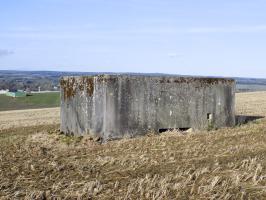 Ligne Maginot - BULTY NORD - (Blockhaus pour canon) - L'arrière avec l'entrée AC 