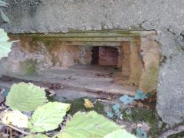 Ligne Maginot - 66TER - BOIS LE SART NORD - (Blockhaus pour arme infanterie) - Créneau central pour mitrailleuse.
