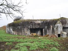Ligne Maginot - CHRIST - (Casemate d'infanterie - Simple) - Pris de l'ouest, l'entrée hommes
