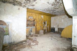 Ligne Maginot - MOLVANGE - A9 - (Ouvrage d'artillerie) - Entrée des hommes
Chambre de tir