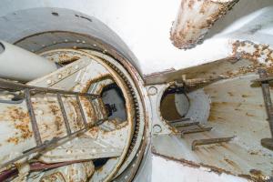 Ligne Maginot - MOLVANGE - A9 - (Ouvrage d'artillerie) - Bloc 2
Tourelle de mitrailleuses 
Accès à la chambre de tir et accès à l'avant cuirasse