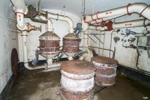 Ligne Maginot - MOLVANGE - A9 - (Ouvrage d'artillerie) - Bloc 2
La ventilation et les filtres air gazé du bloc