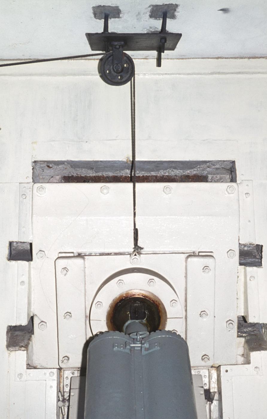 Ligne Maginot - LAUDREFANG - A37 - (Ouvrage d'infanterie) - Bloc 3
Etage intermédiaire
La chambre de tir des mortiers de 81mm  - MANSUY Michel