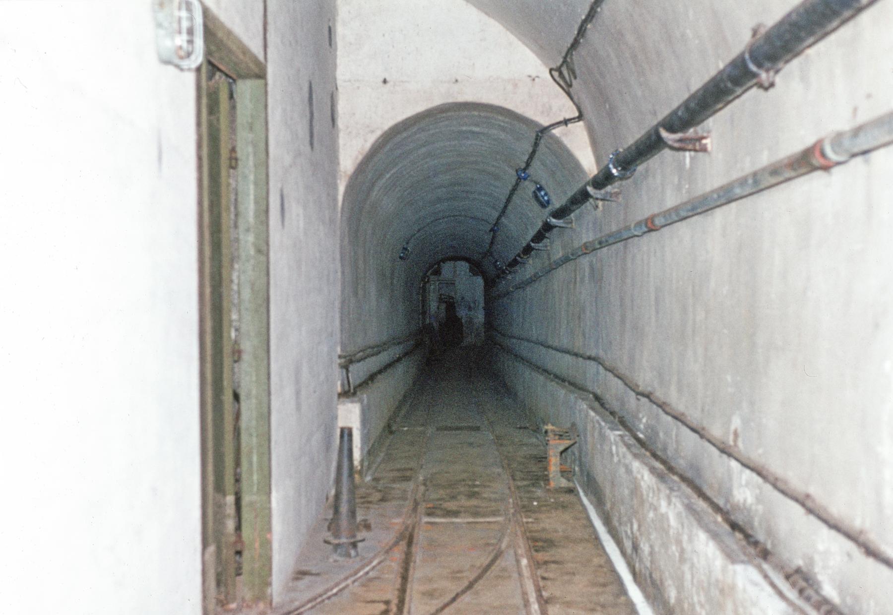 Ligne Maginot - LAUDREFANG - A37 - (Ouvrage d'infanterie) - Bloc 4
Galerie en pente avec cabestan - MANSUY Michel