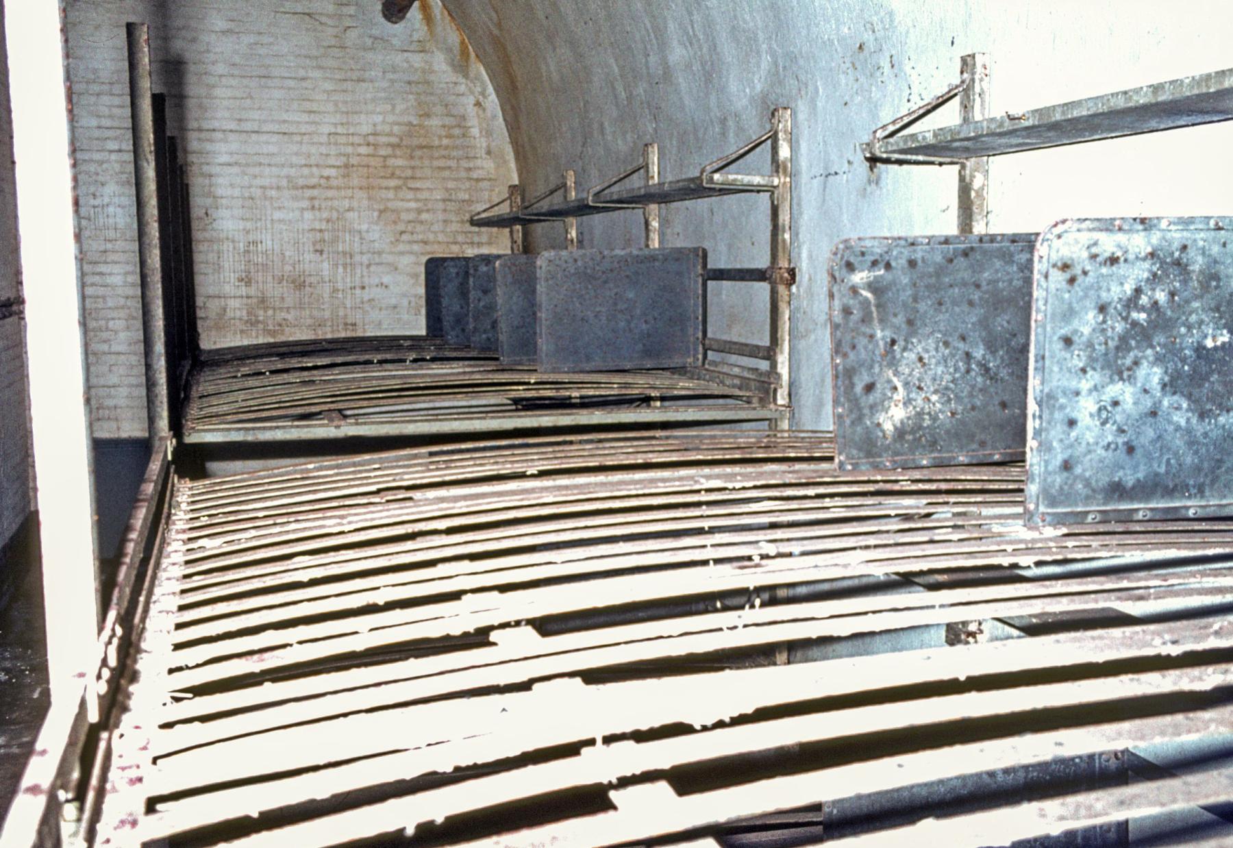 Ligne Maginot - LAUDREFANG - A37 - (Ouvrage d'infanterie) - Casernement
Chambre de troupe - MANSUY Michel