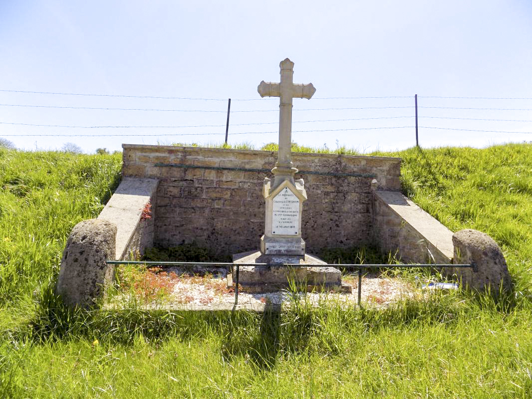 Ligne Maginot - 12C - MONT DE BRUNE NORD - (Blockhaus pour arme infanterie) - Mémorial à coté - R Tucker