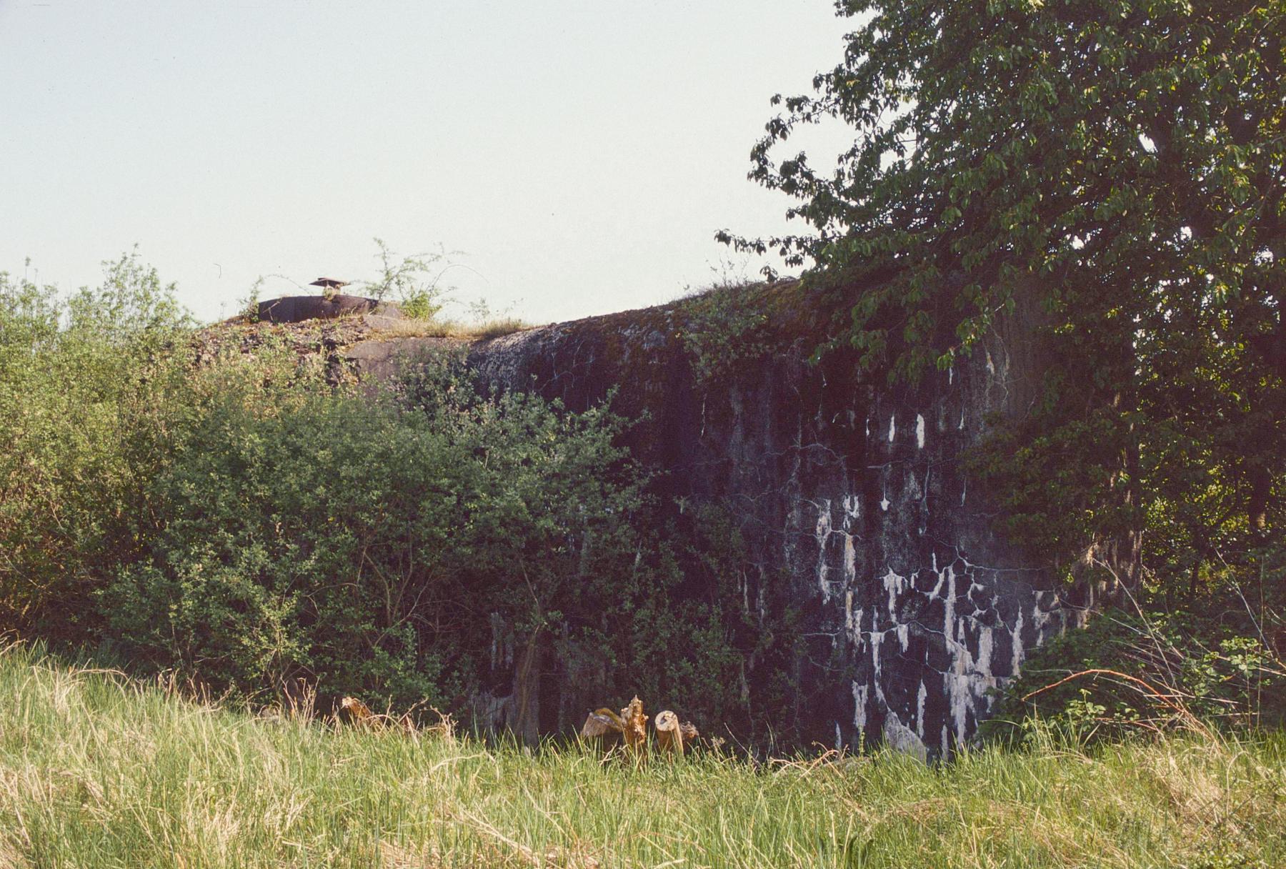 Ligne Maginot - MC13B - MC14 - (Casemate d'infanterie - Double) - L'emplacement de la cloche - MANSUY Michel