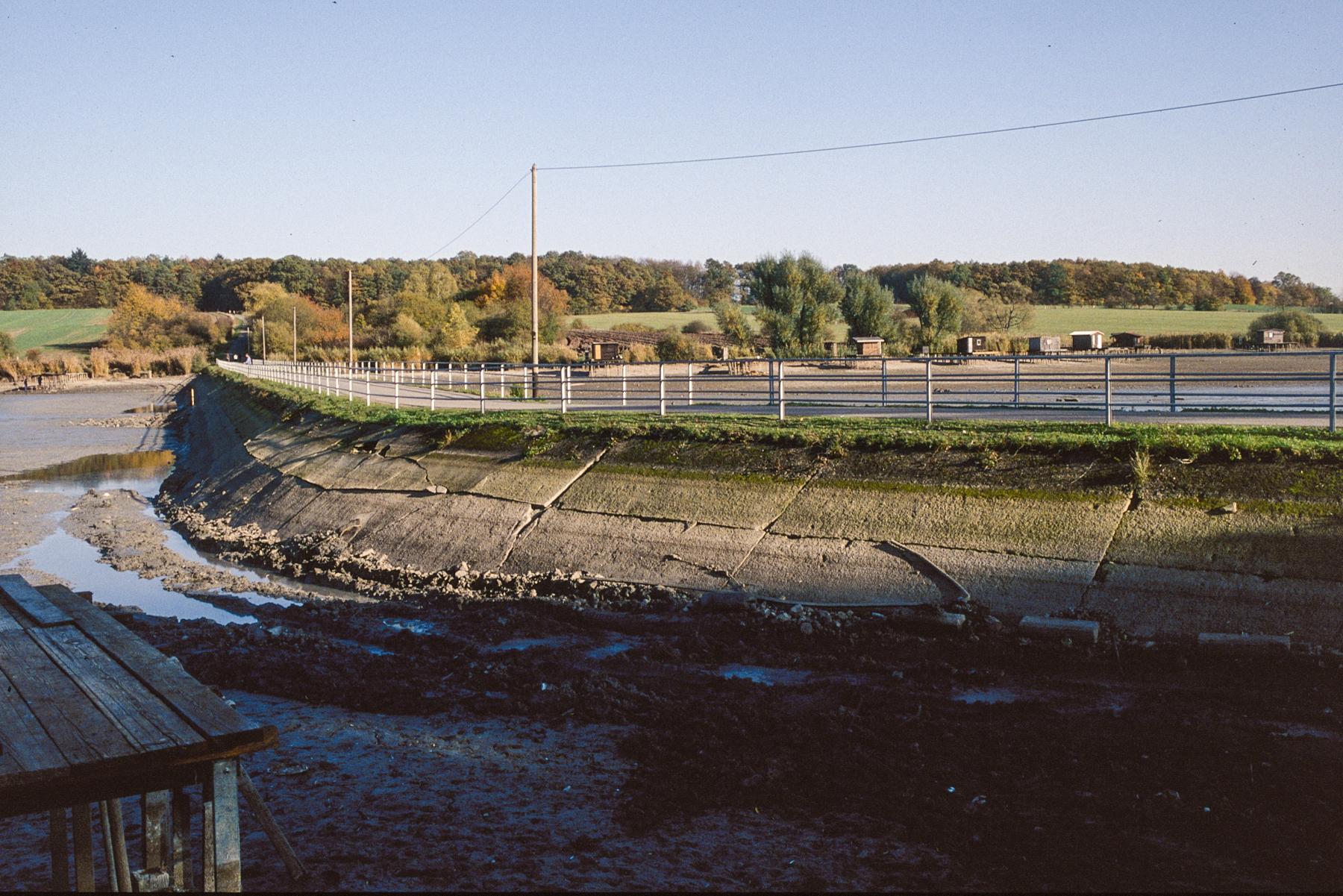 Ligne Maginot - WELSCHHOF (RETENUE DU) - (Inondation défensive) - La digue centrale - MANSUY Michel