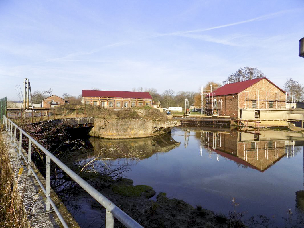 Ligne Maginot - 23A - FORGES DE BREVILLY - (Blockhaus pour arme infanterie) - Pris du sud est - R Tucker
