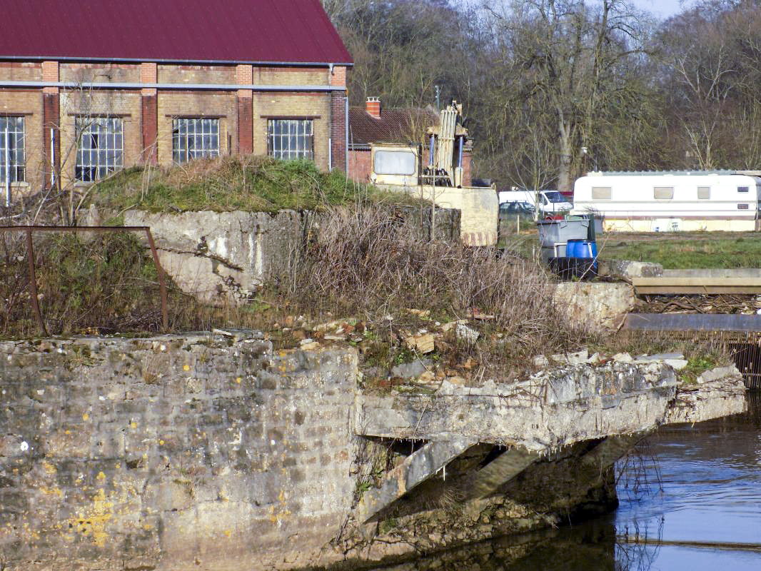 Ligne Maginot - 23A - FORGES DE BREVILLY - (Blockhaus pour arme infanterie) - Pris du sud - R Tucker