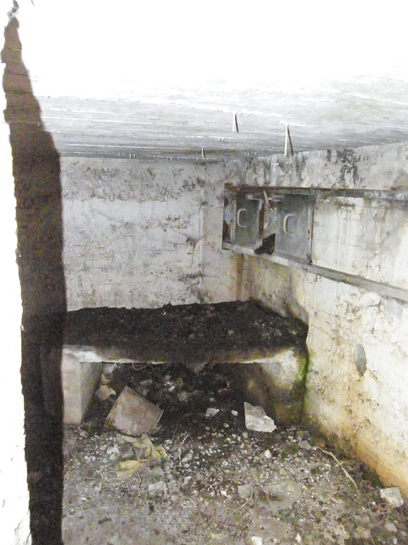 Ligne Maginot - 23A - FORGES DE BREVILLY - (Blockhaus pour arme infanterie) -  - Jean-Louis AUBLET & Sylvie MAINGUIN