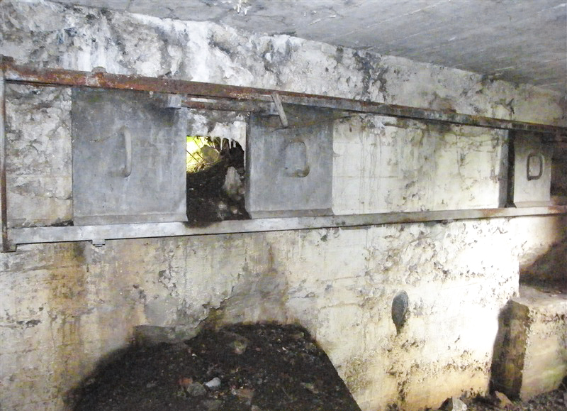 Ligne Maginot - 23A - FORGES DE BREVILLY - (Blockhaus pour arme infanterie) -  - Jean-Louis AUBLET & Sylvie MAINGUIN