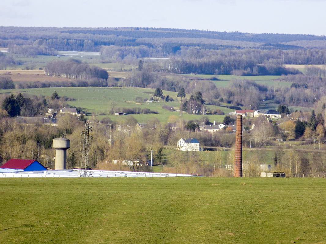 Ligne Maginot - BULTY NORD - (Blockhaus pour canon) - Vue frontale, direction de tir vers le nord, le bloc Grand Fosse