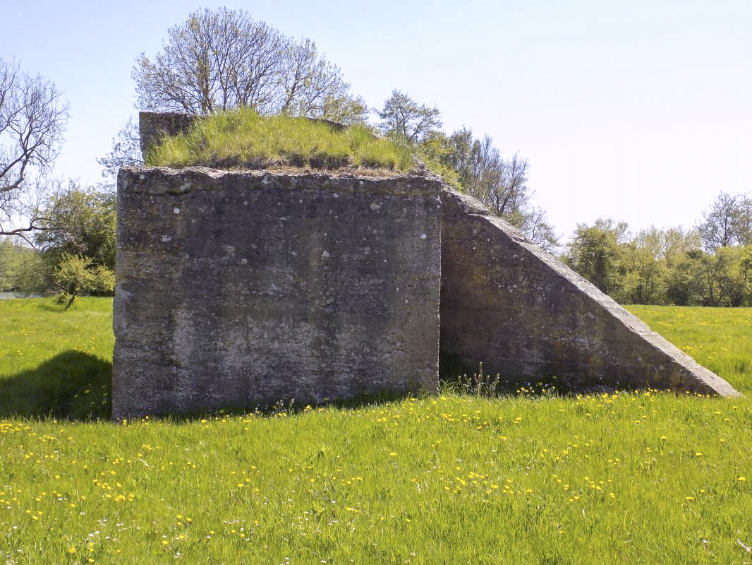 Ligne Maginot - COUPURE DE VAVENY - (Stand de tir) -  - R Tucker
