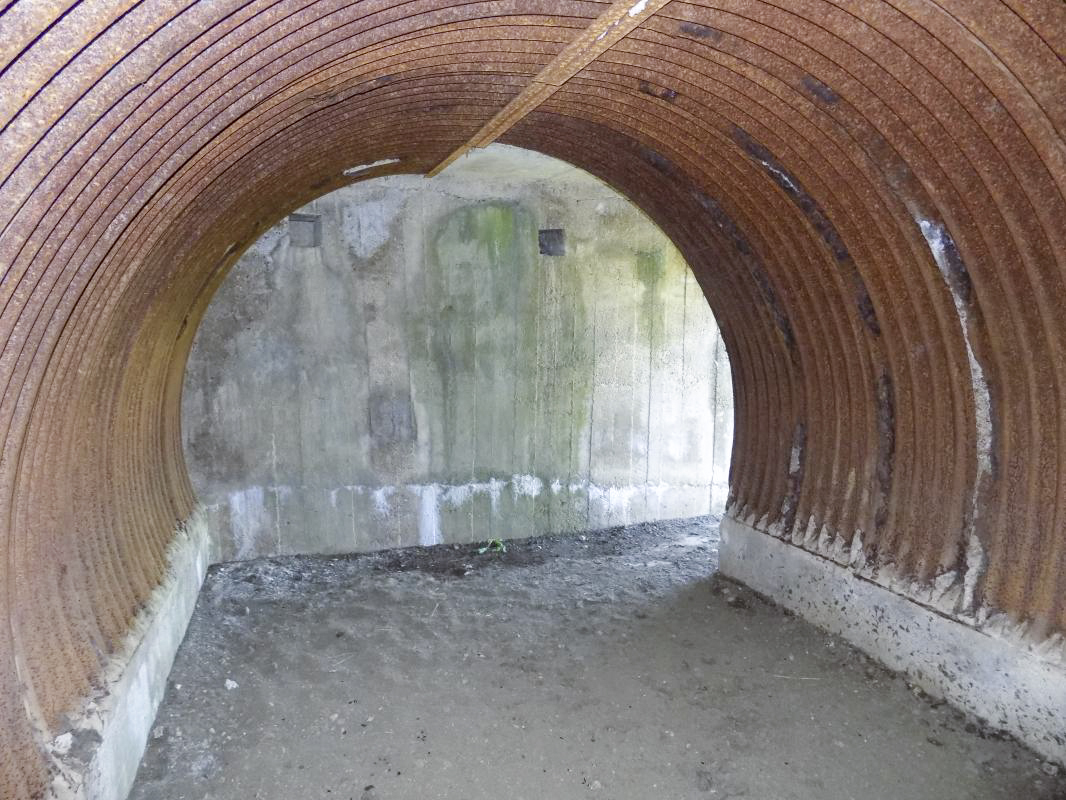 Ligne Maginot - LES ETOURNALES NORD - (Abri) - Pris vers l'entrée
