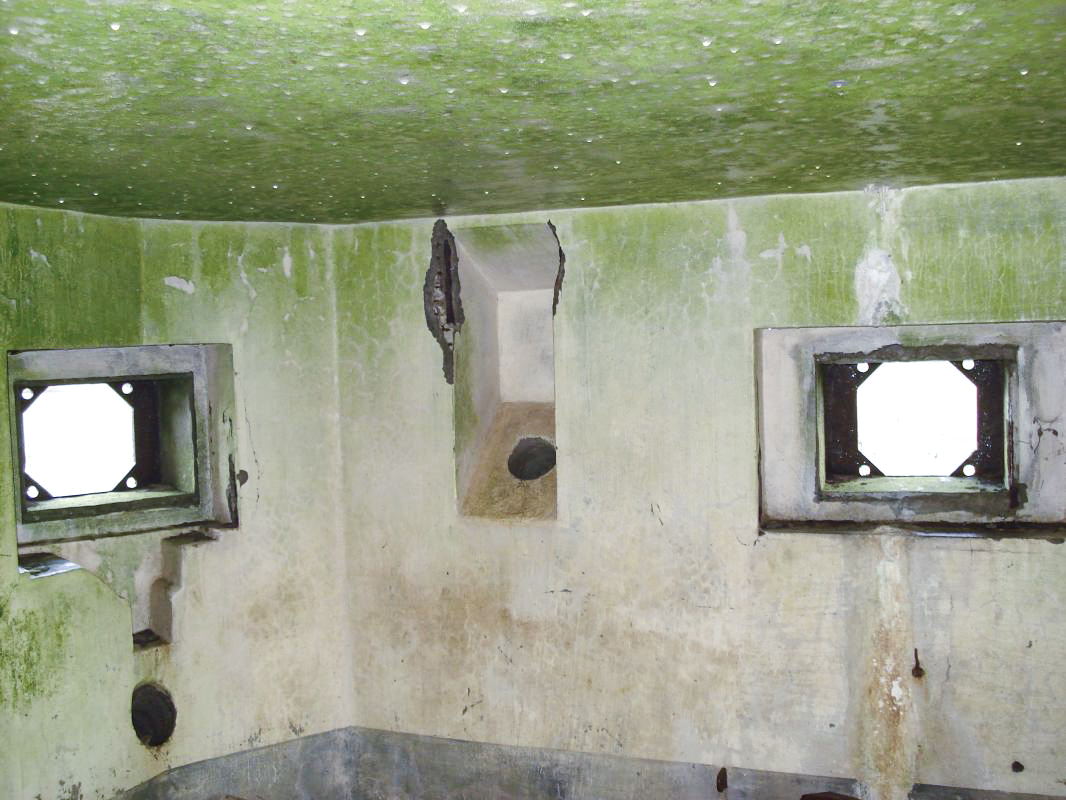 Ligne Maginot - MF21 - X - MOGUES - (Poste GRM - Maison Forte) - L'intérieur