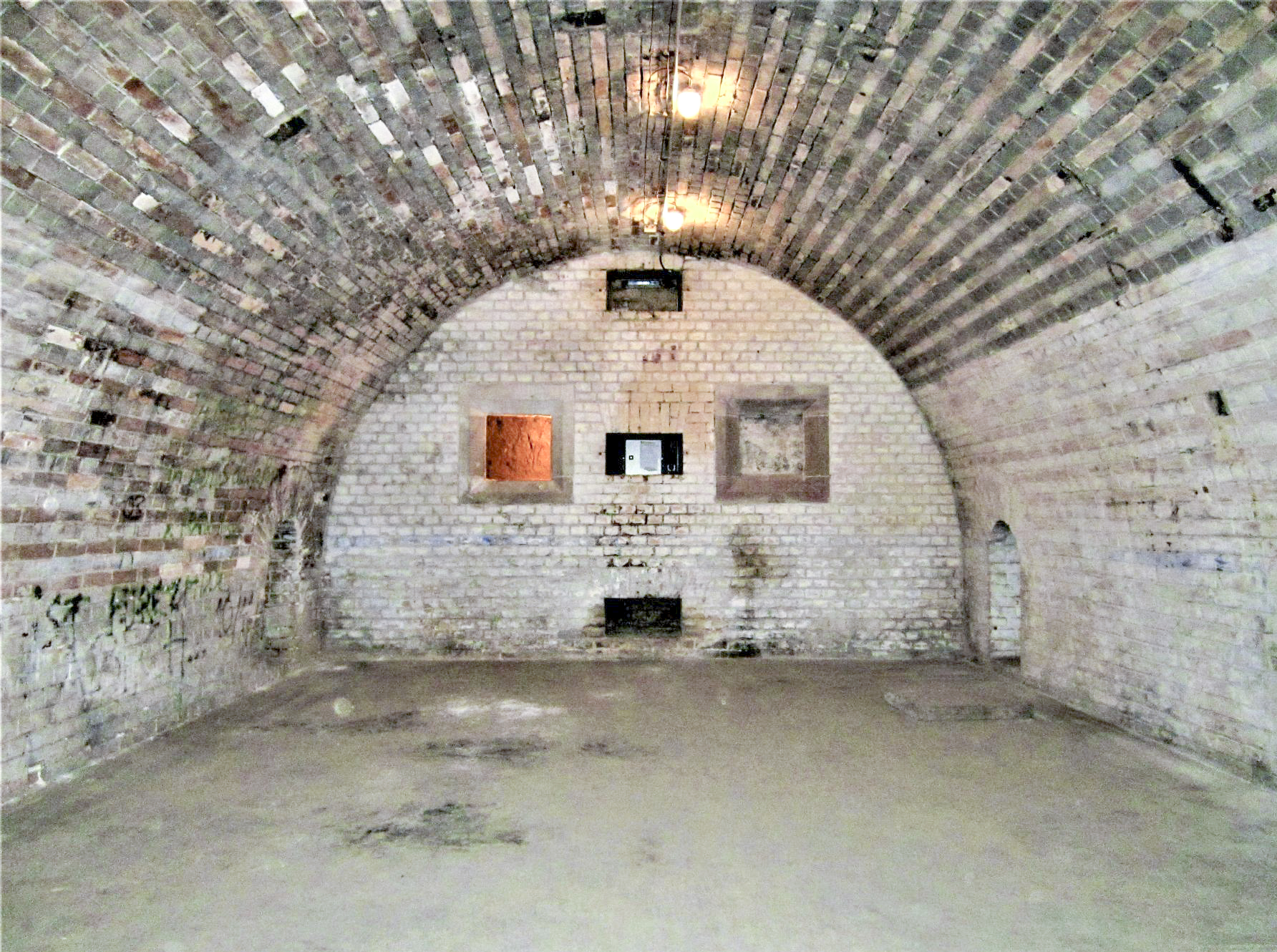 Ligne Maginot - FORT DUCROT - (PC de Secteur) - La poudrière