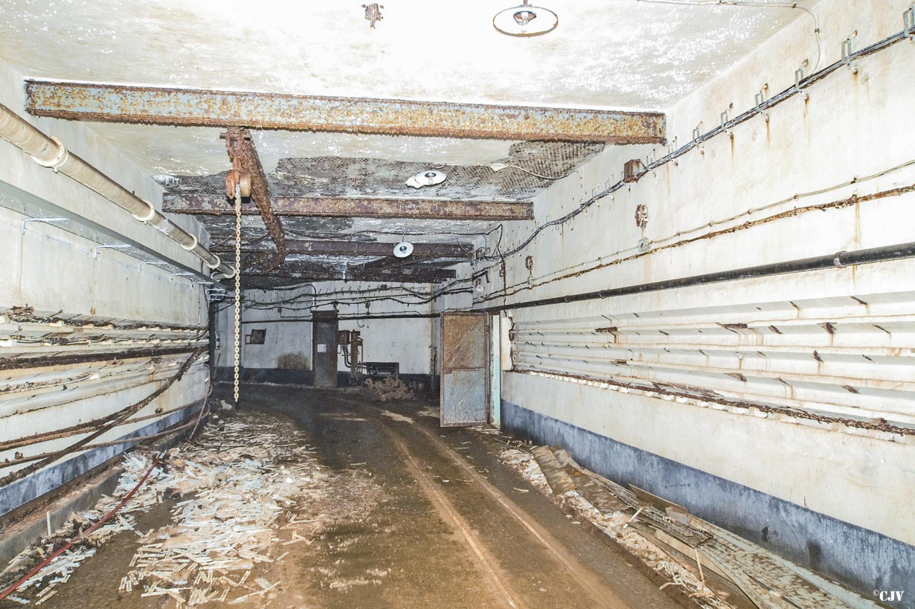 Ligne Maginot - MOLVANGE - A9 - (Ouvrage d'artillerie) - Entrée munitions
Gare de déchargement - Lia VERMEULEN