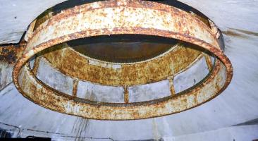 Ligne Maginot - MOLVANGE - A9 - (Ouvrage d'artillerie) - Bloc 5
Tourelle de 75mm R32. Cette tourelle a été démontée par l'armée en 2006 au profit du musée de Fermont.
