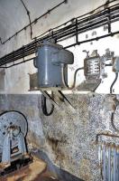 Ligne Maginot - MOLVANGE - A9 - (Ouvrage d'artillerie) - Bloc 5
Le transformateur  (400V tri en 220 tri+N) destine à alimentation de l'éclairage du bloc et de ses locaux souterrains