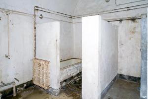 Ligne Maginot - MOLVANGE - A9 - (Ouvrage d'artillerie) - Casernement
Douche et bain