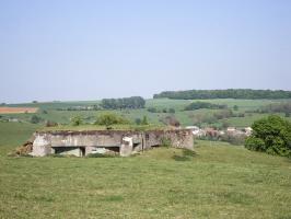 Ligne Maginot - FRESNOIS - (Casemate d'infanterie - Double) - L'arrière, pris de l'est