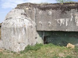 Ligne Maginot - FRESNOIS - (Casemate d'infanterie - Double) - L'arrière gauche, créneau FM