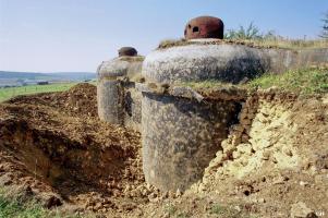 Ligne Maginot - FRESNOIS - (Casemate d'infanterie - Double) - Après le merlonnage en 1998