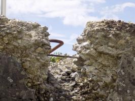 Ligne Maginot - B7 - LA FERTE EST - (Blockhaus pour arme infanterie) - La dalle endommagée par une tentative de démolition...avortée