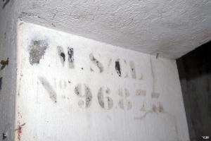 Ligne Maginot - MARGUT - (Casemate d'infanterie - Simple) - Indication du numéro du FM 24-29 devant etre employé dans le créneau de cloche.