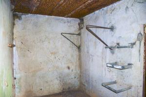Ligne Maginot - MY1 - VILLY OUEST - (Casemate d'artillerie) - La troisième pièce depuis l'entrée; la chambrée troupes