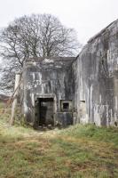 Ligne Maginot - MY14 - (Blockhaus lourd type STG / STG-FCR - Double) - Notez la présence d'un créneau de défense à droite.
