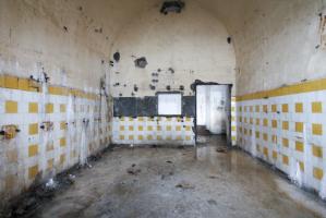 Ligne Maginot - THONNELLE - (Ouvrage d'infanterie) - Cuisine de l'ouvrage
On remarquera sans peine que les opérations de démantèlement de l'ouvrage, réalisées pendant l'occupation, ont revêtu un caractère systématique.