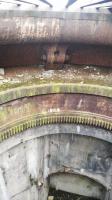 Ligne Maginot - VELOSNES - (Ouvrage d'artillerie) - Bloc 1
Tourelle pour deux armes mixtes
La couronne d'entrainement en rotation et les voussoirs de l'avant-cuirasse