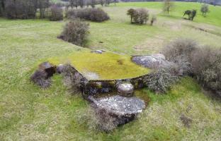 Ligne Maginot - FOUR A CHAUX - FAC - (Ouvrage d'artillerie) - Bloc 6
Vue aérienne sur la cloche JM et la cloche VDP