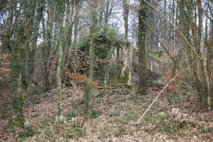 Ligne Maginot - G20 - (Blockhaus lourd type STG / STG-FCR - Simple) - Le blockhaus depuis la route en contrebas... 
