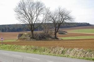 Ligne Maginot - MB8 - PAQUISEL - (Blockhaus pour canon) - A moins de 30 métres le Mb9 HARNEVAUX, plus loin les Mb10 et Mb11