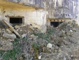 Ligne Maginot - MB42 - (Blockhaus lourd type STG / STG-FCR - Simple) - Les créneaux de tir de l'extérieur