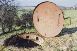 Ligne Maginot - MT134 - (Cuve pour arme d'infanterie) - La cuve et son couvercle obturateur 