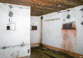 Ligne Maginot - ACA2 - STOCKEN - (Casemate d'artillerie) - Créneaux FM de défense des entrées :
E - créneau FM de façade
F - créneau FM de l'entrée personnel
G - créneau FM de défense intérieur de l'entrée personnel
