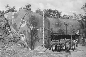 Ligne Maginot - FERMONT - A2 - (Ouvrage d'artillerie) - L'entrée des hommes en 1940