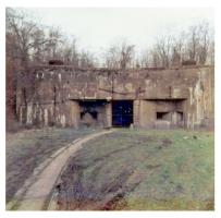 Ligne Maginot - FERMONT - A2 - (Ouvrage d'artillerie) - Entrée munitions, en 1977