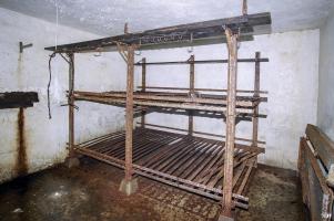 Ligne Maginot - FERMONT - A2 - (Ouvrage d'artillerie) - Bloc 7
Chambre de repos pour 8 hommes