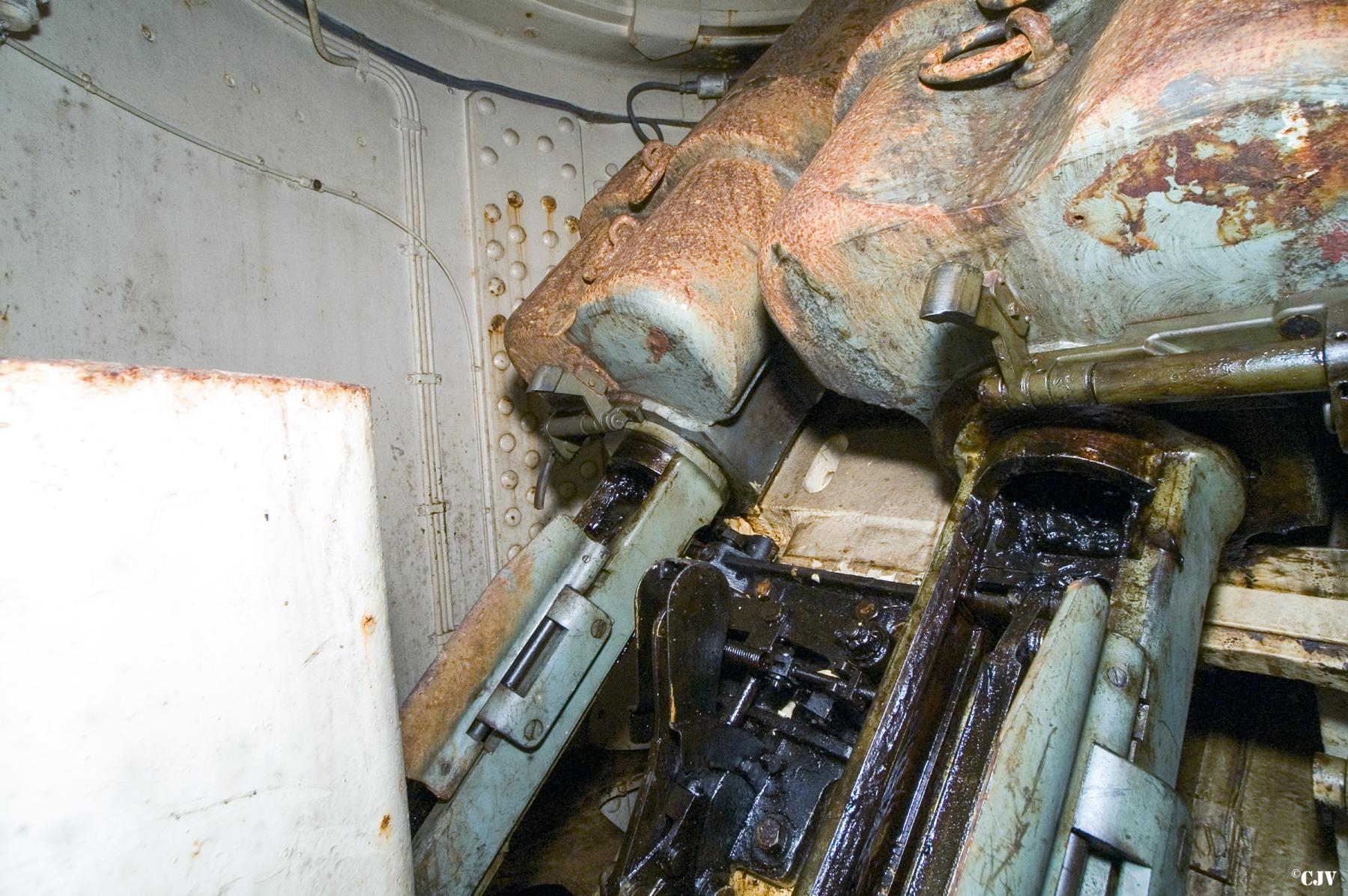 Ligne Maginot - MOLVANGE - A9 - (Ouvrage d'artillerie) - Bloc 3
Tourelle de 81 - Lia VERMEULEN