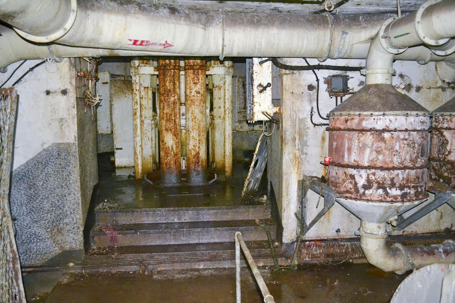 Ligne Maginot - MOLVANGE - A9 - (Ouvrage d'artillerie) - Bloc 5 
Tourelle de 75mm R32