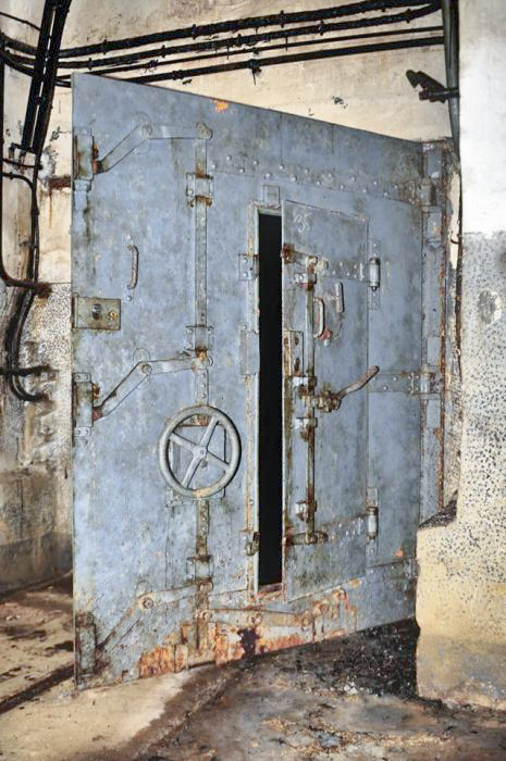 Ligne Maginot - MOLVANGE - A9 - (Ouvrage d'artillerie) - Bloc 5
Porte étanche du sas d'accès au bloc