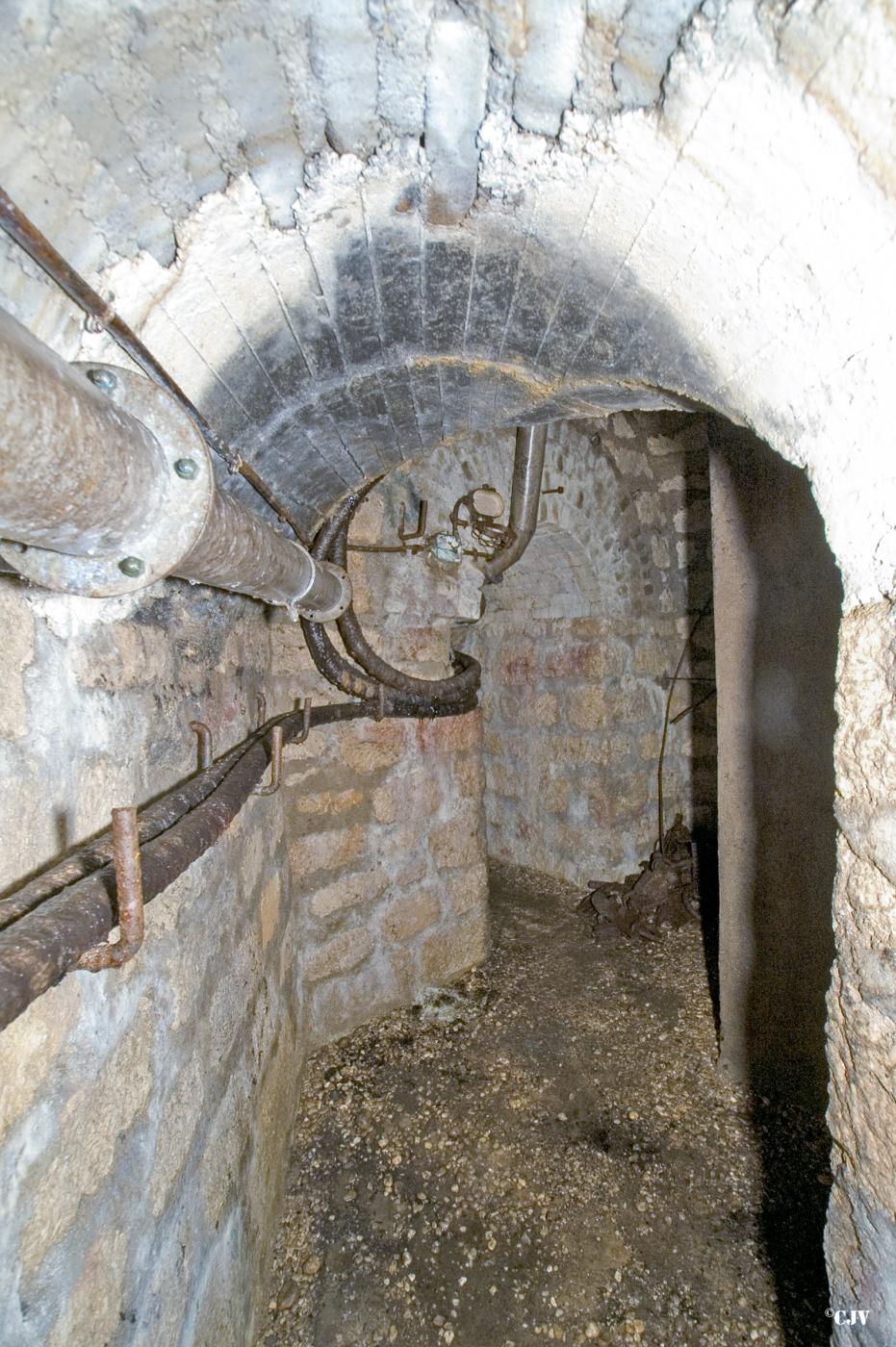 Ligne Maginot - MOLVANGE - A9 - (Ouvrage d'artillerie) - La galerie des cables - Lia VERMEULEN