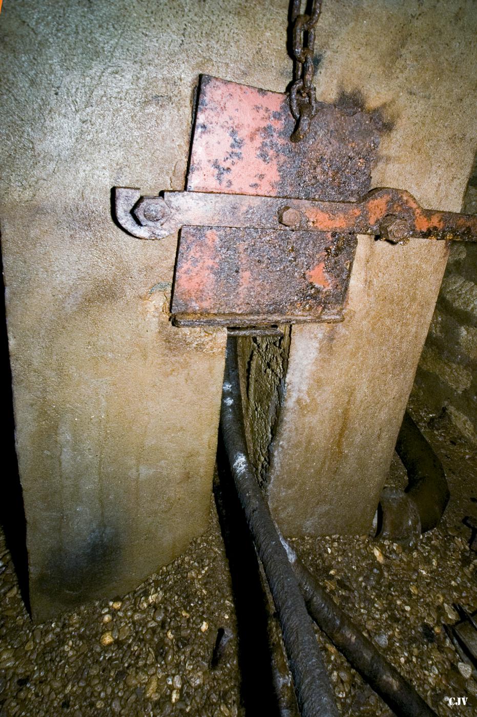 Ligne Maginot - MOLVANGE - A9 - (Ouvrage d'artillerie) - La galerie des cables - Lia VERMEULEN